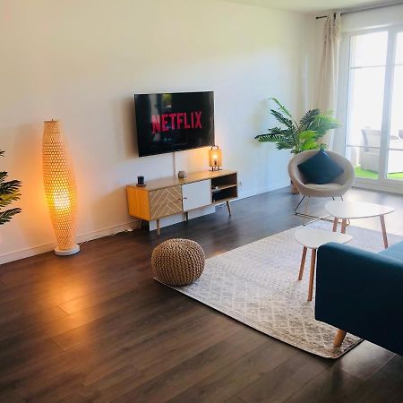 マニー＝ル＝オングル7 Minutes Disney/Netflix/Terrace/Car Parkアパートメント エクステリア 写真